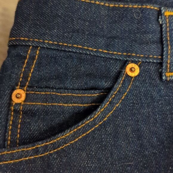 Levi's vintage dark wash white tag jeans - Picture 11 of 11